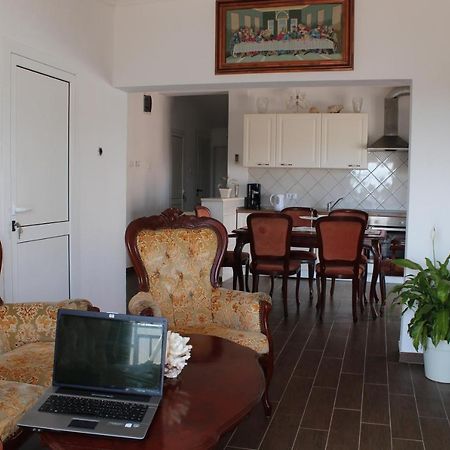 Nikola Leko Guest House Hvar Town Esterno foto