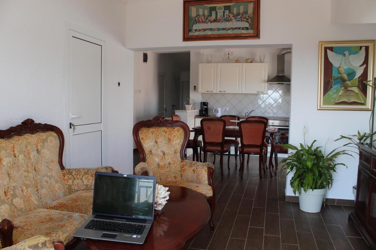 Nikola Leko Guest House Hvar Town Esterno foto