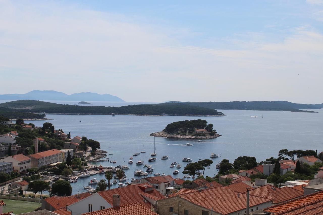Nikola Leko Guest House Hvar Town Esterno foto