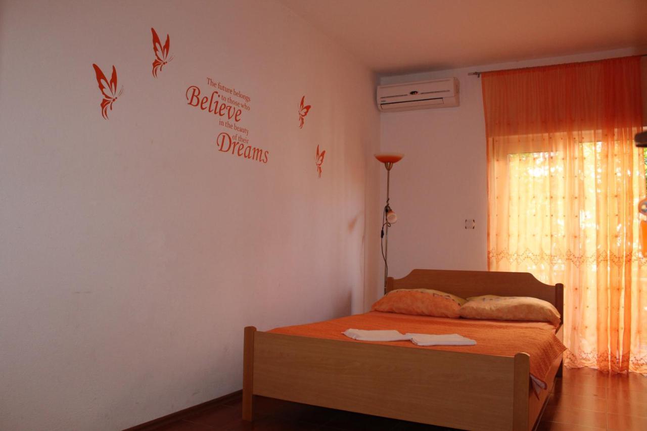 Nikola Leko Guest House Hvar Town Esterno foto