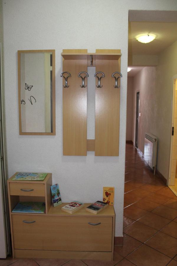 Nikola Leko Guest House Hvar Town Esterno foto
