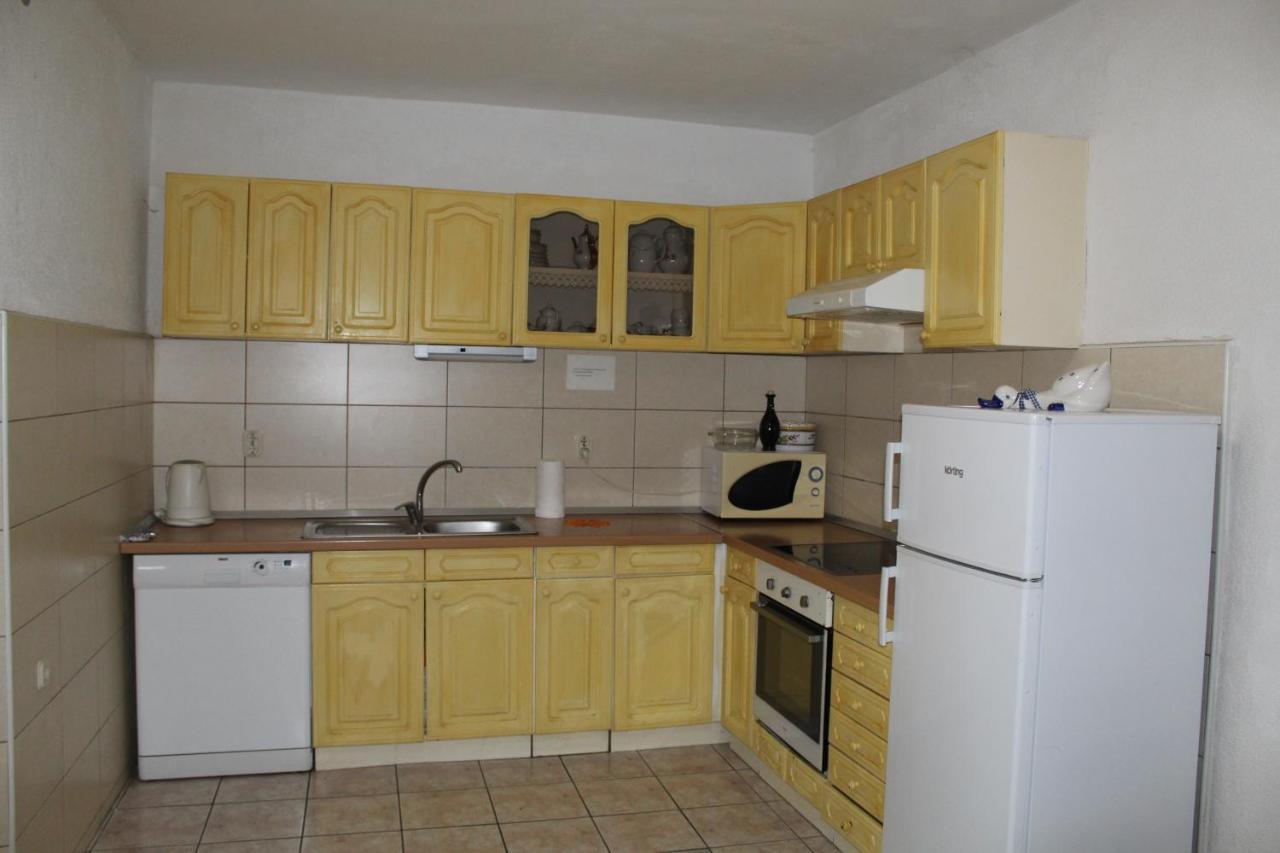 Nikola Leko Guest House Hvar Town Esterno foto